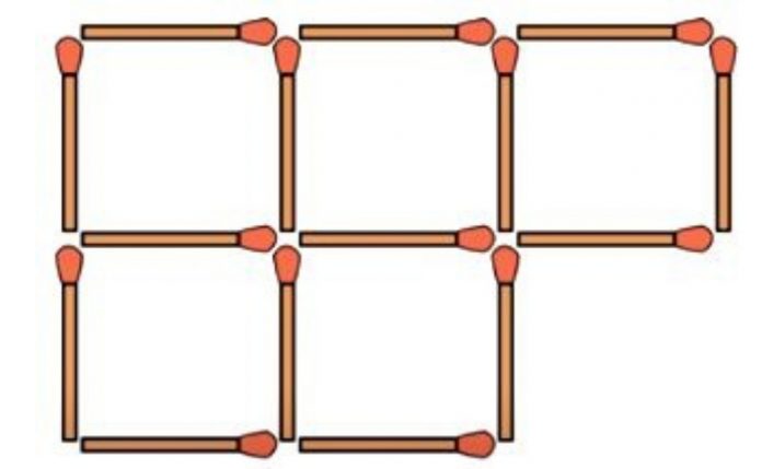 Tente remover 3 fósforos para formar 3 quadrados perfeitos